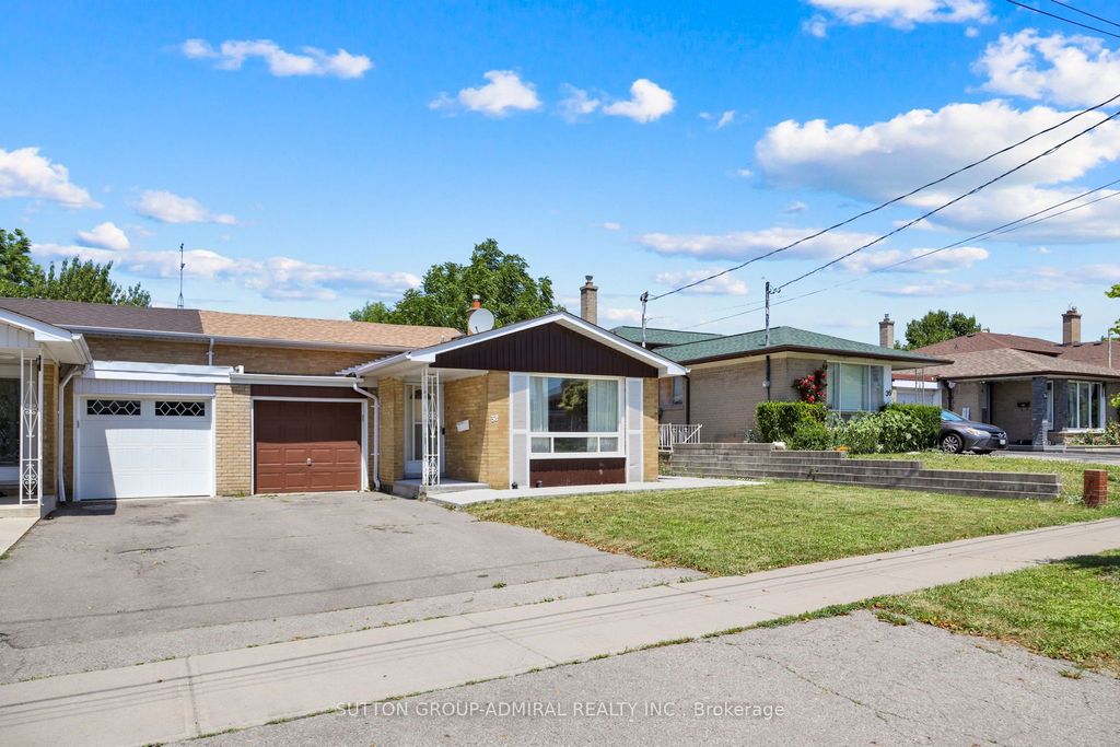 Photo of 38 Frankton Crescent, Toronto, ON M3J 1C1 (MLS # W12639634)