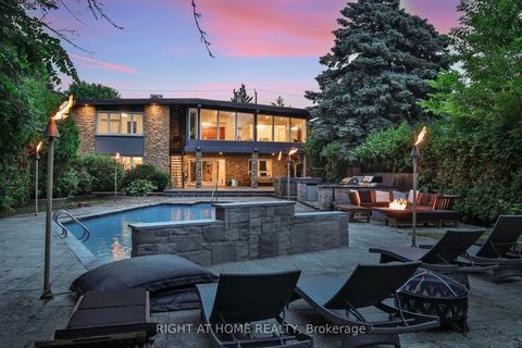 40 Heathview Avenue Toronto ON M2K 2C1