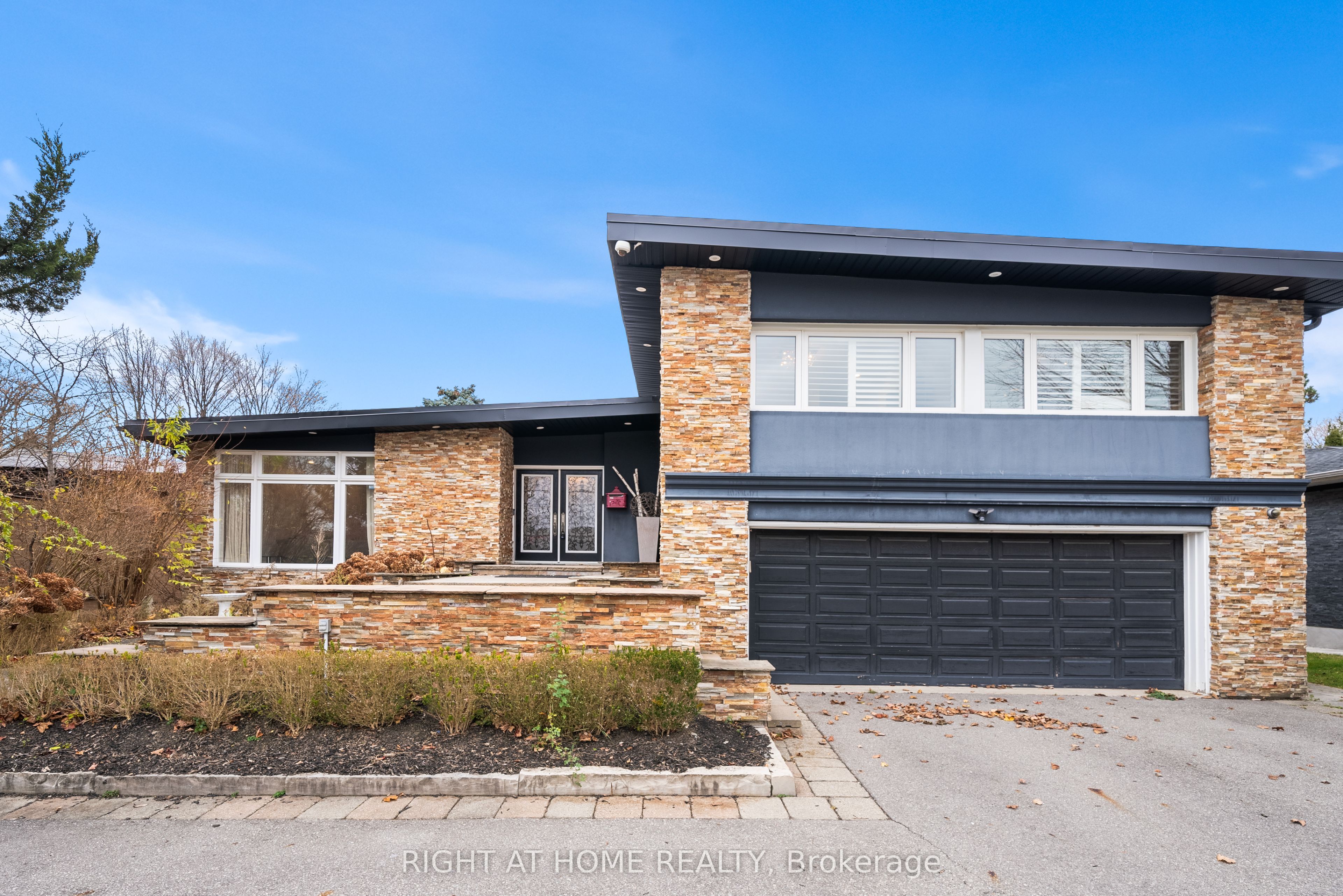 40 Heathview Avenue