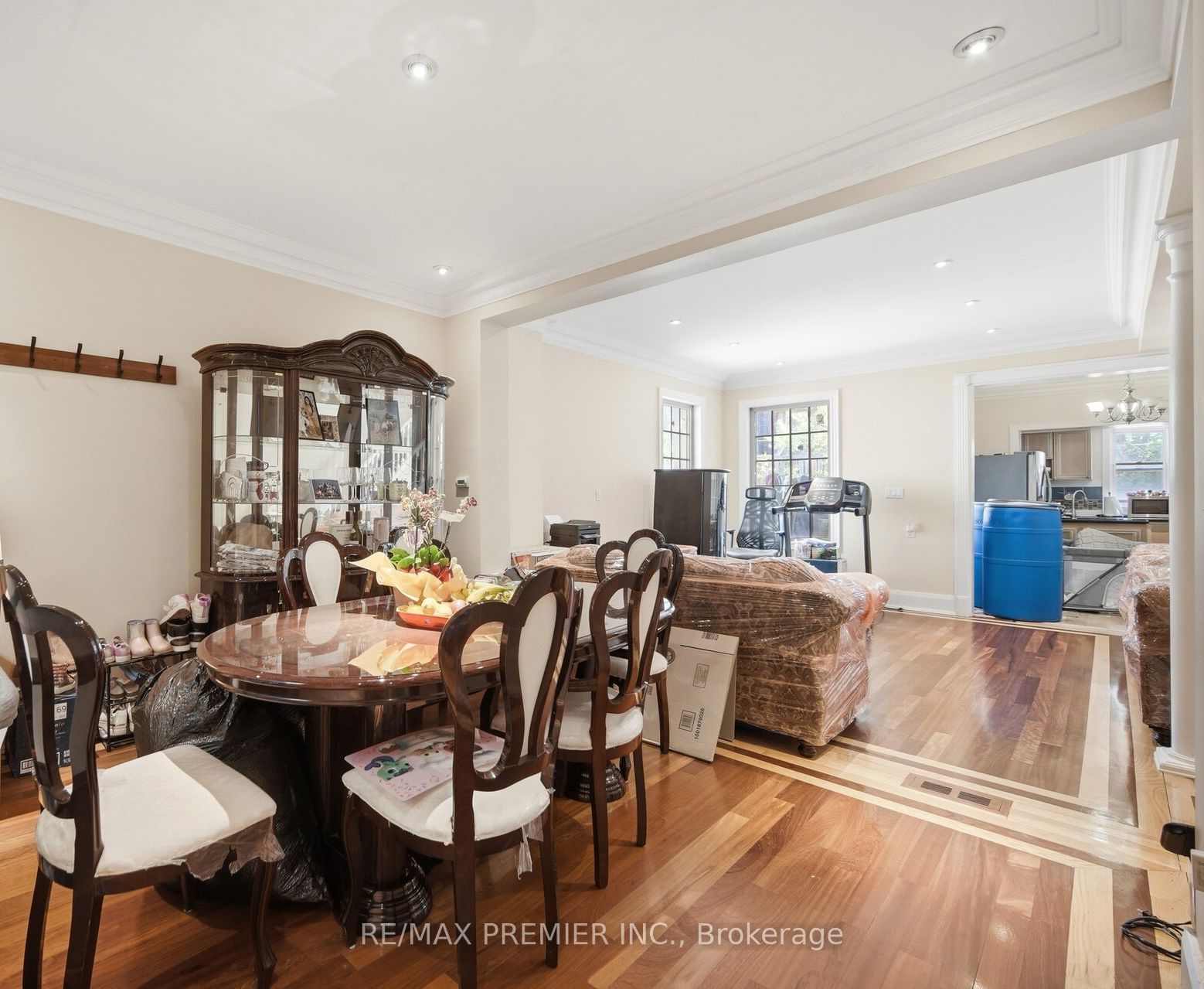 277 Old Weston Road