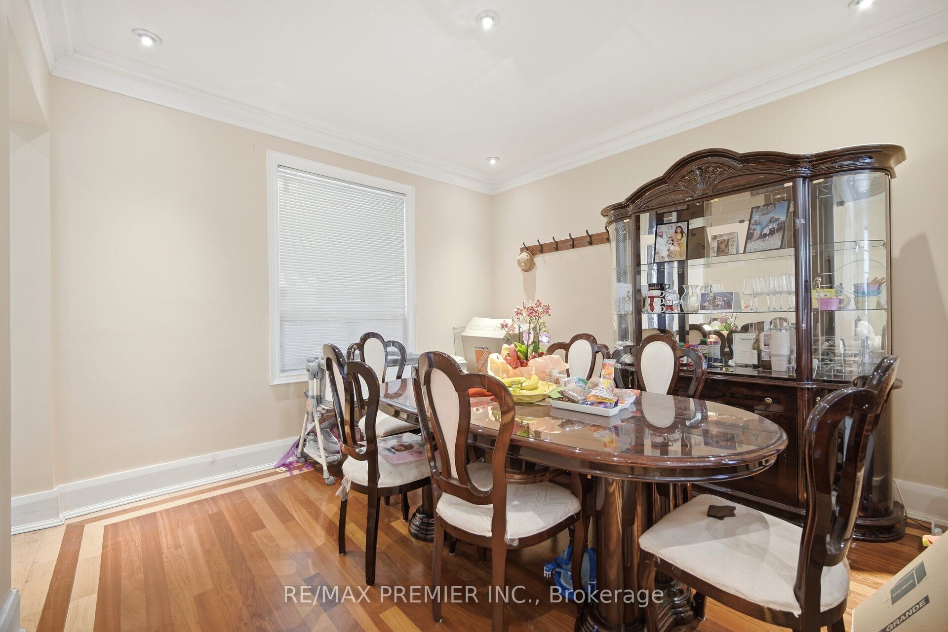 277 Old Weston Road
