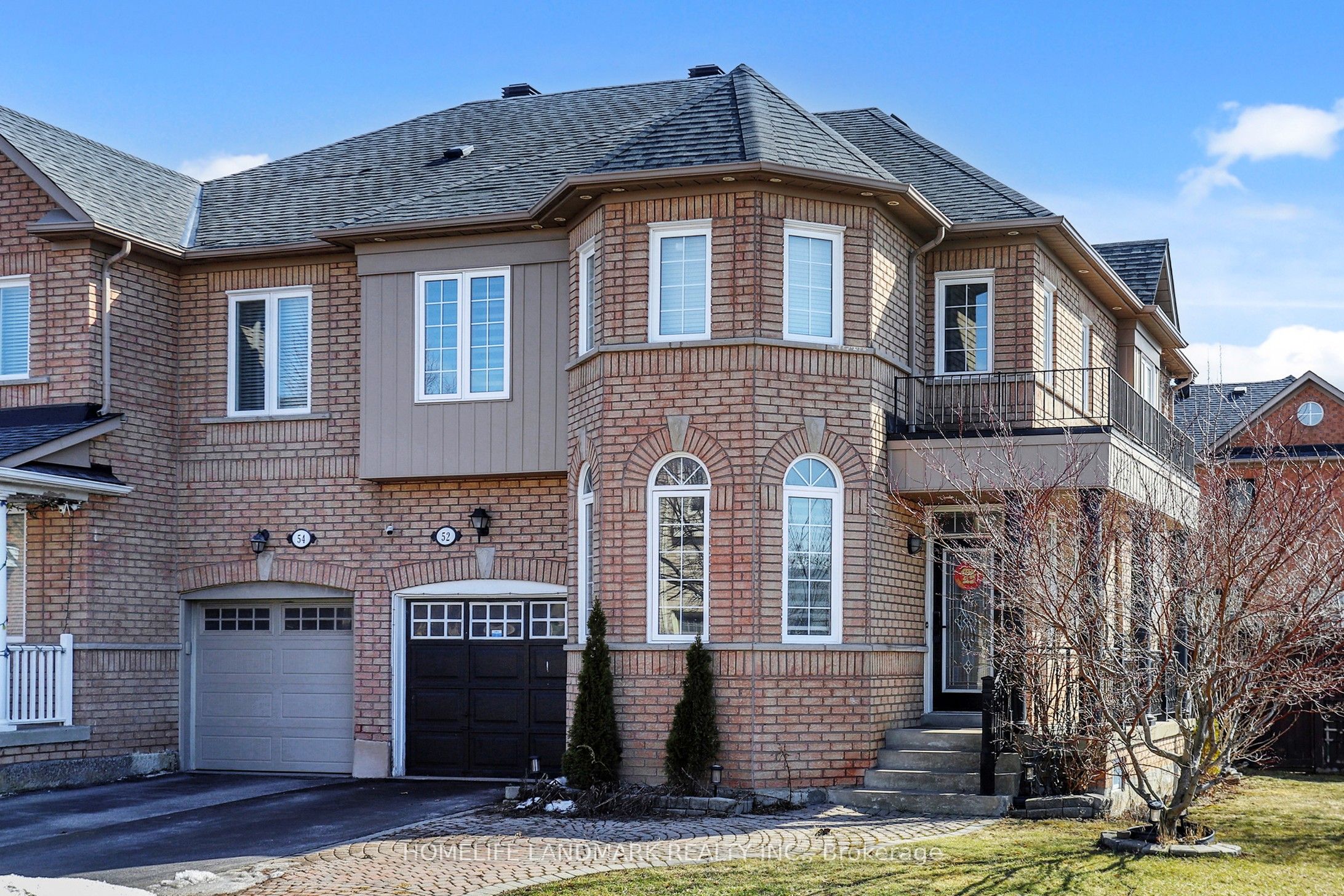 52 Lakespring Drive