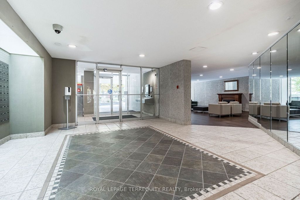 Photo of 812 Burnhamthorpe Road #1907, Toronto, ON M9C 4W1 (MLS # W12843040)