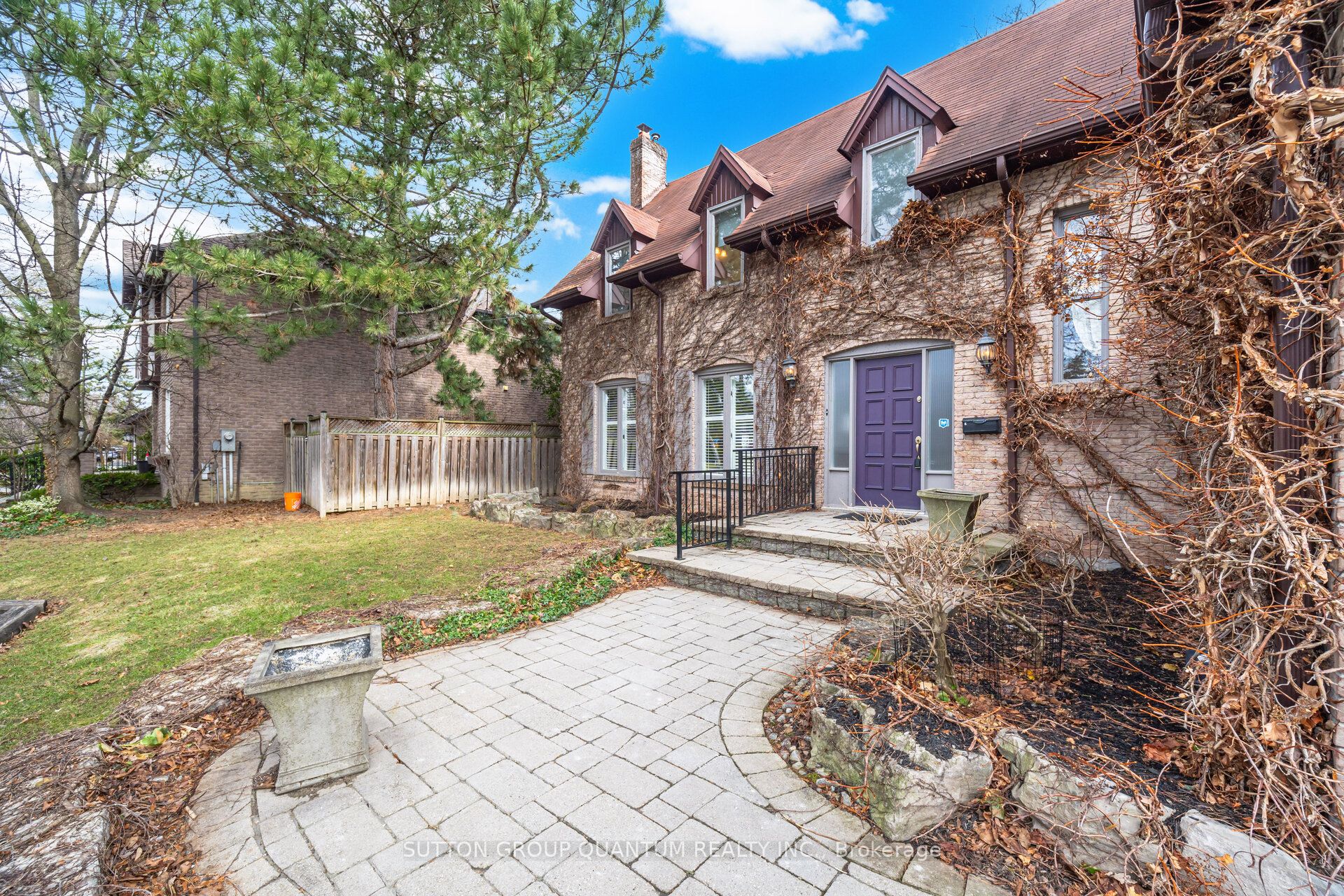 2090 Mississauga Road