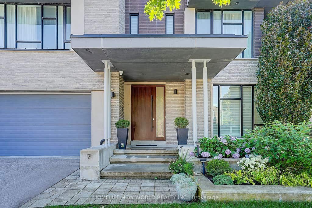 Photo of 7 Valliere Place W, Toronto, ON M2K 0C9 (MLS # C13637864)