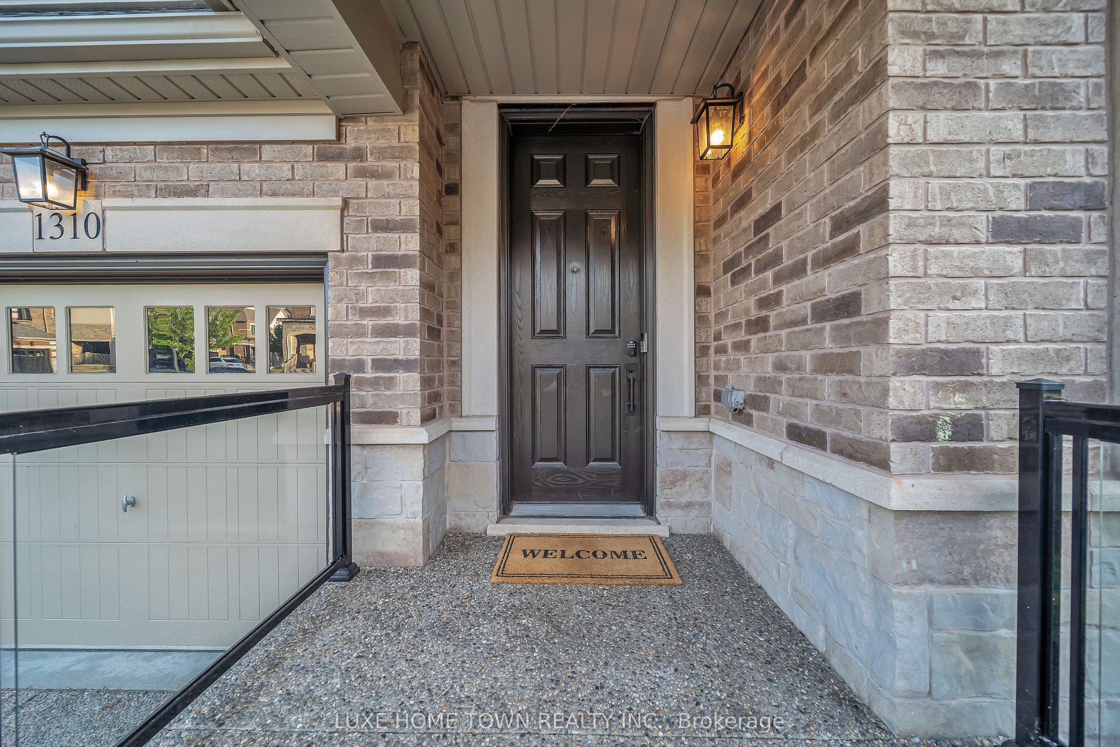 1310 Raspberry Terrace