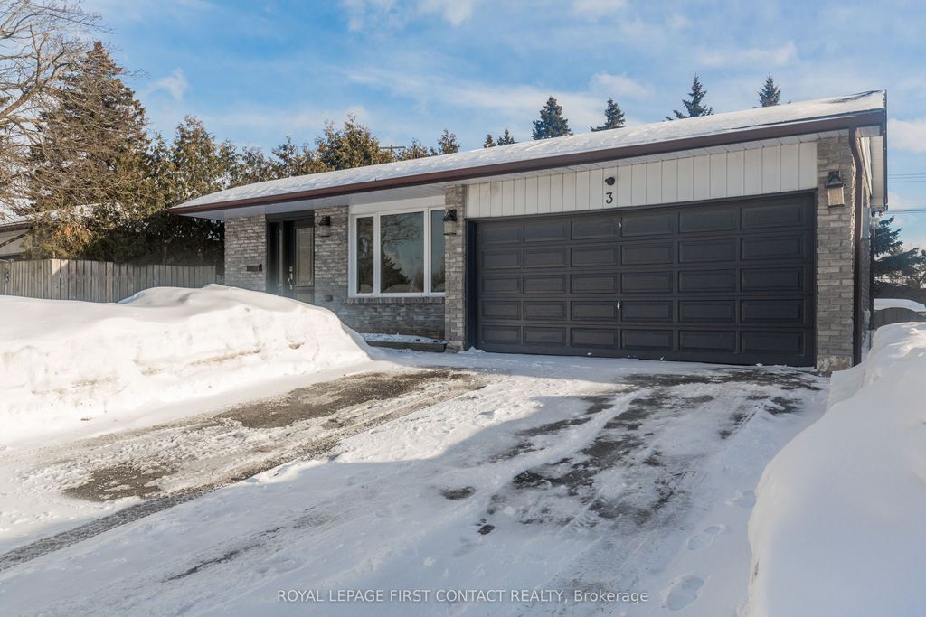 Photo of 3 Oren Boulevard, Barrie, ON L4N 4T3 (MLS # S12720348)