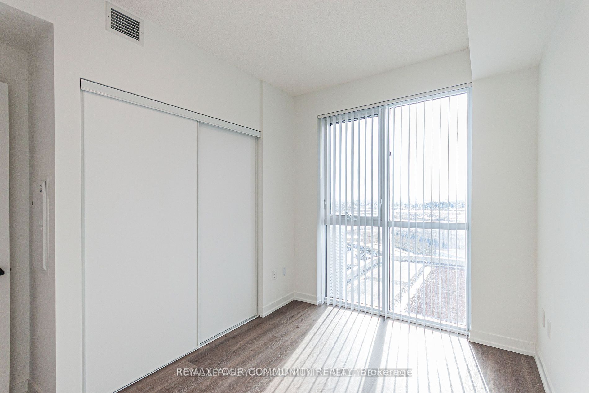 225 Commerce Street 706