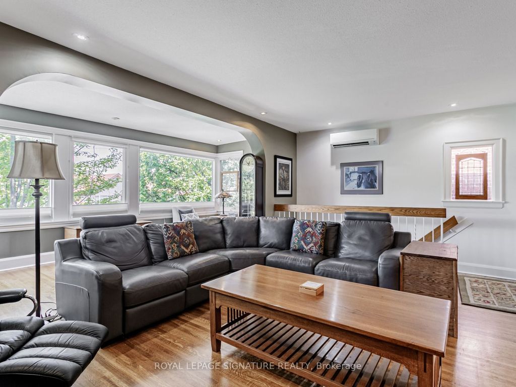 Photo of 209 Arlington Avenue, Toronto, ON M6C 2Z4 (MLS # C12381499)
