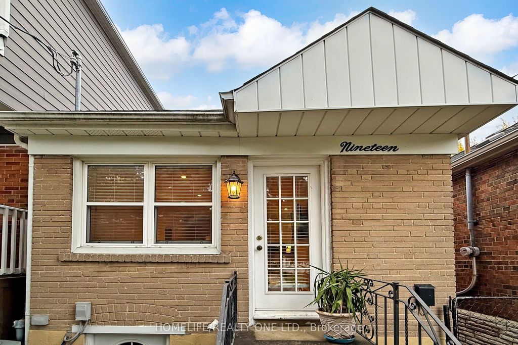 Photo of 19 Morland Road, Toronto, ON M6S 2M7 (MLS # W12487416)