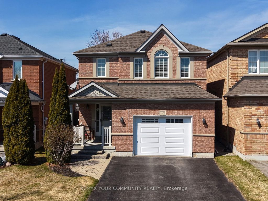 Photo of 109 Collis Drive, Aurora, ON L4G 7V2 (MLS # N12983496)