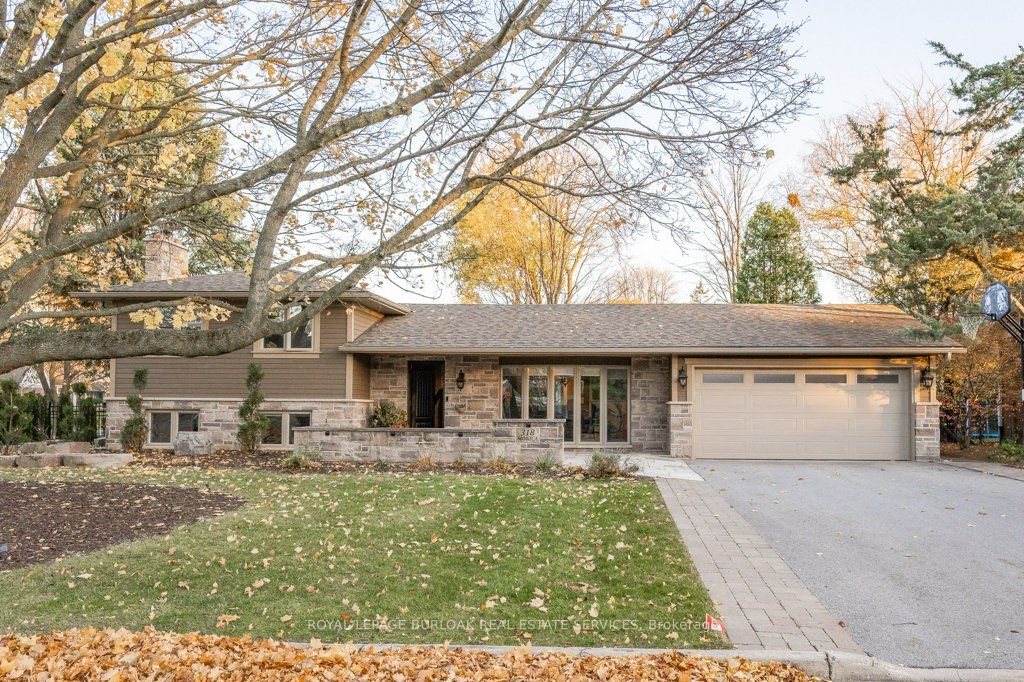 318 Monica Crescent