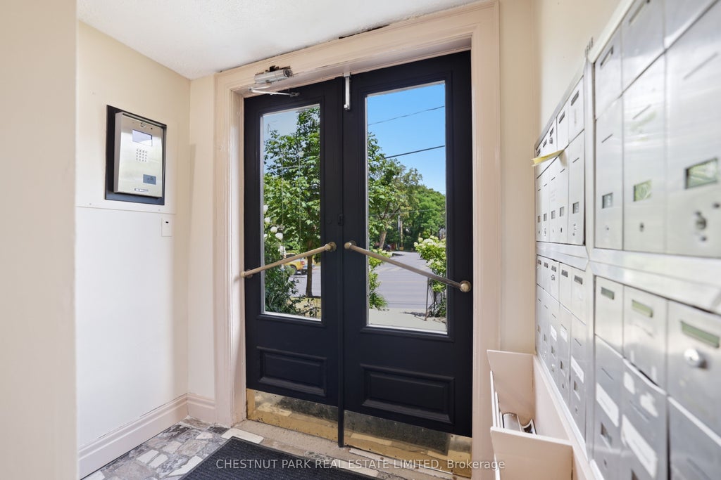 Photo of 1648 Bathurst Street #5, Toronto, ON M5P 3J7 (MLS # C13789328)