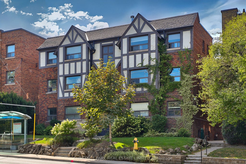 Photo of 1648 Bathurst Street #5, Toronto, ON M5P 3J7 (MLS # C13789328)