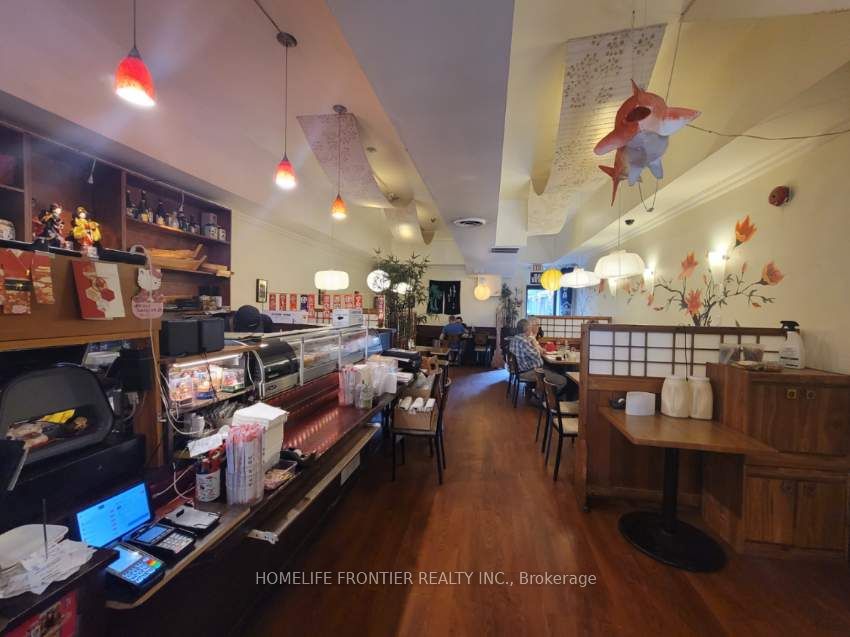 293 Roncesvalles Avenue