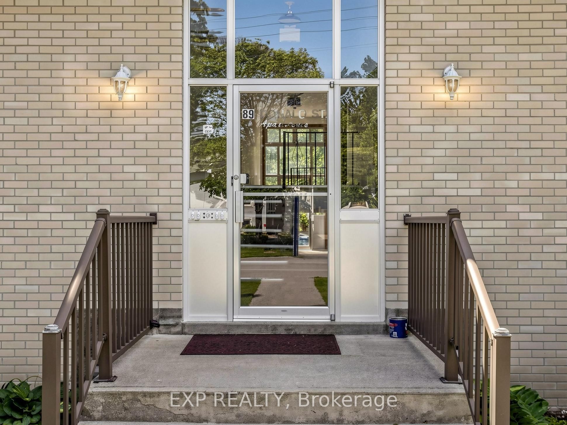 89 Donald Street