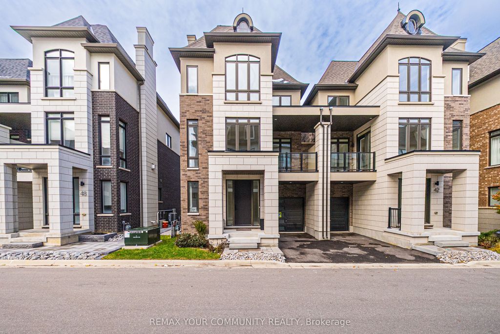 Photo of 44 Globemaster Lane, Richmond Hill, ON L4E 1H4 (MLS # N12957662)