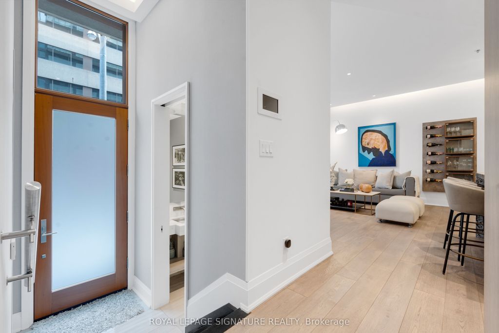 Photo of 1078 Bay Street, Toronto, ON M5S 0A3 (MLS # C12472783)