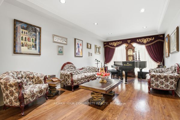 56A Roosevelt Drive