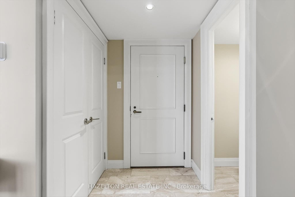 Photo of 164 Cumberland Street #608, Toronto, ON M5R 1A8 (MLS # C13757054)