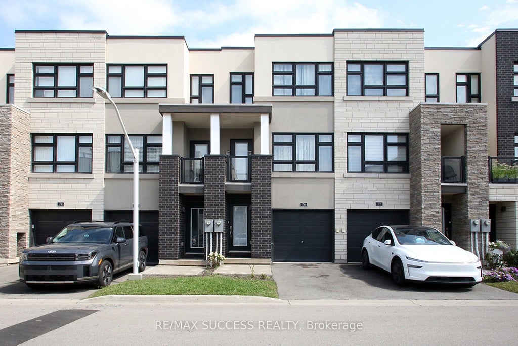 Photo of 1121 Cooke Boulevard #76, Burlington, ON L7T 0C3 (MLS # W13749432)