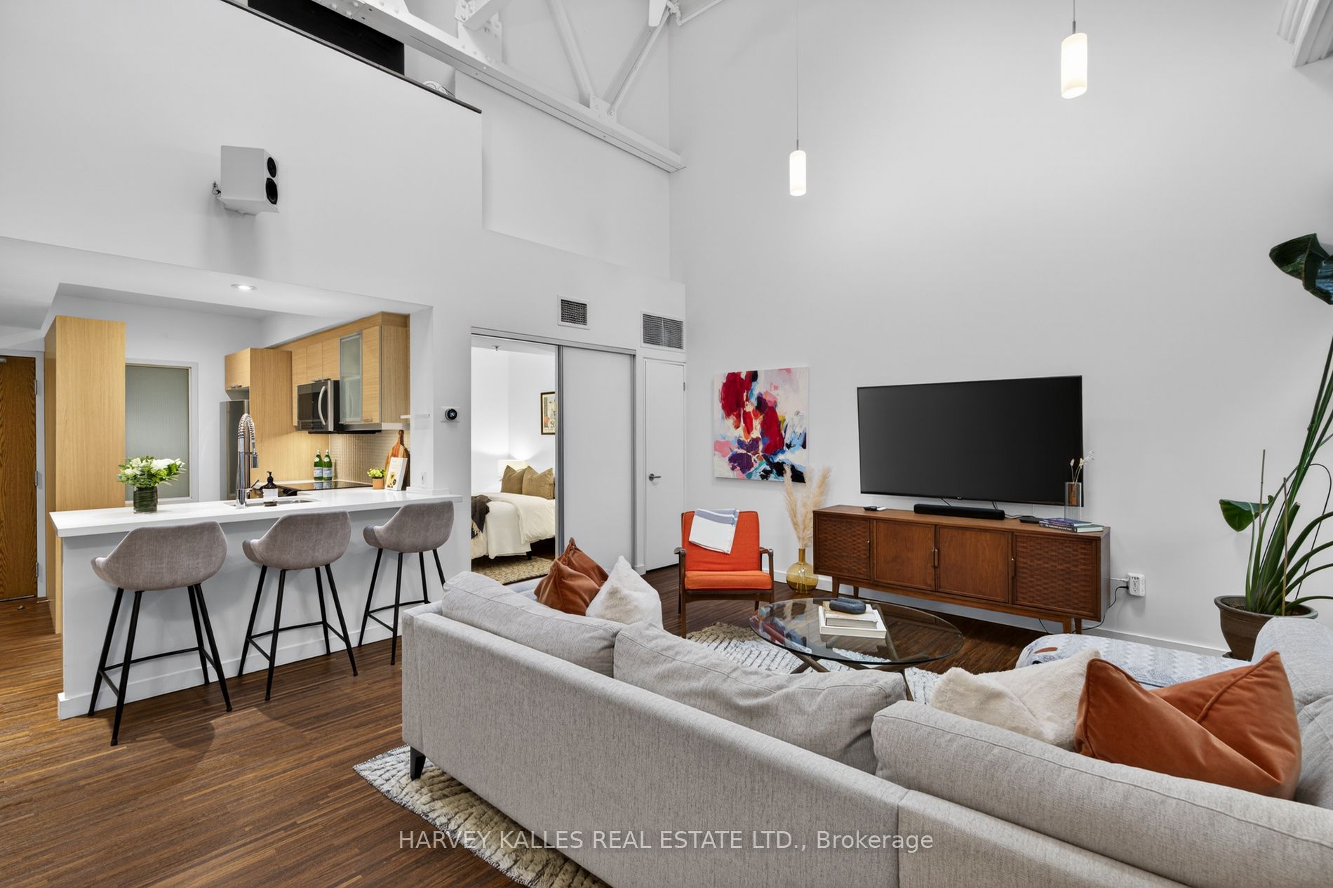 701 Dovercourt Road 306