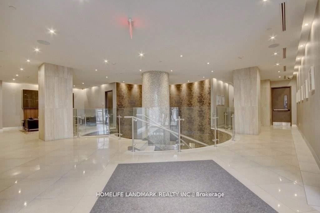 8323 Kennedy Road 827