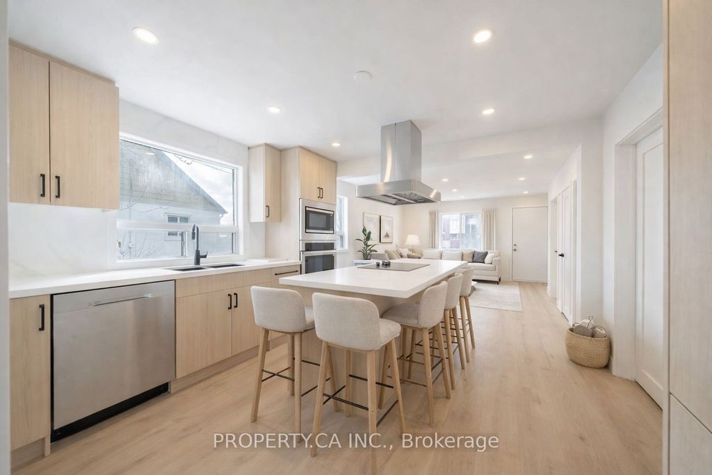 Photo of 46 McMurchy Avenue N, Brampton, ON L6X 1Y1 (MLS # W13112112)