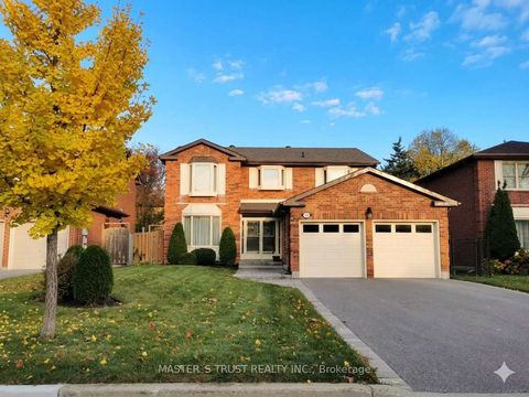 68 Lehman Crescent Markham ON L3P 5W7