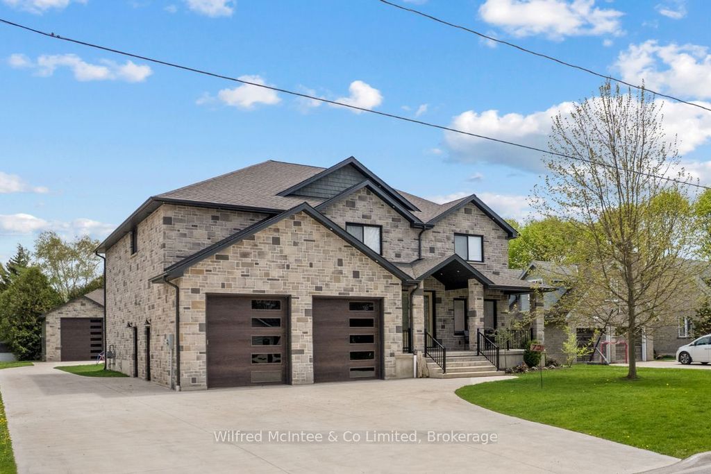 Photo of 72 VICTORIA Street S, Saugeen Shores, ON N0H 2L0 (MLS # X13167548)