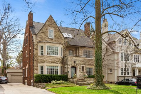 19 Whitney Avenue Toronto ON M4W 2A7