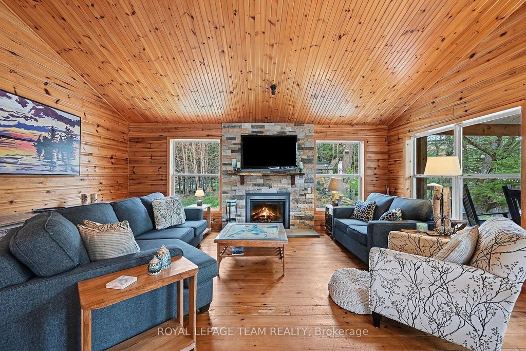 Photo of 951 White Birch Lane, Leeds and the Thousand Islands, ON K0E 1N0 (MLS # X13074868)