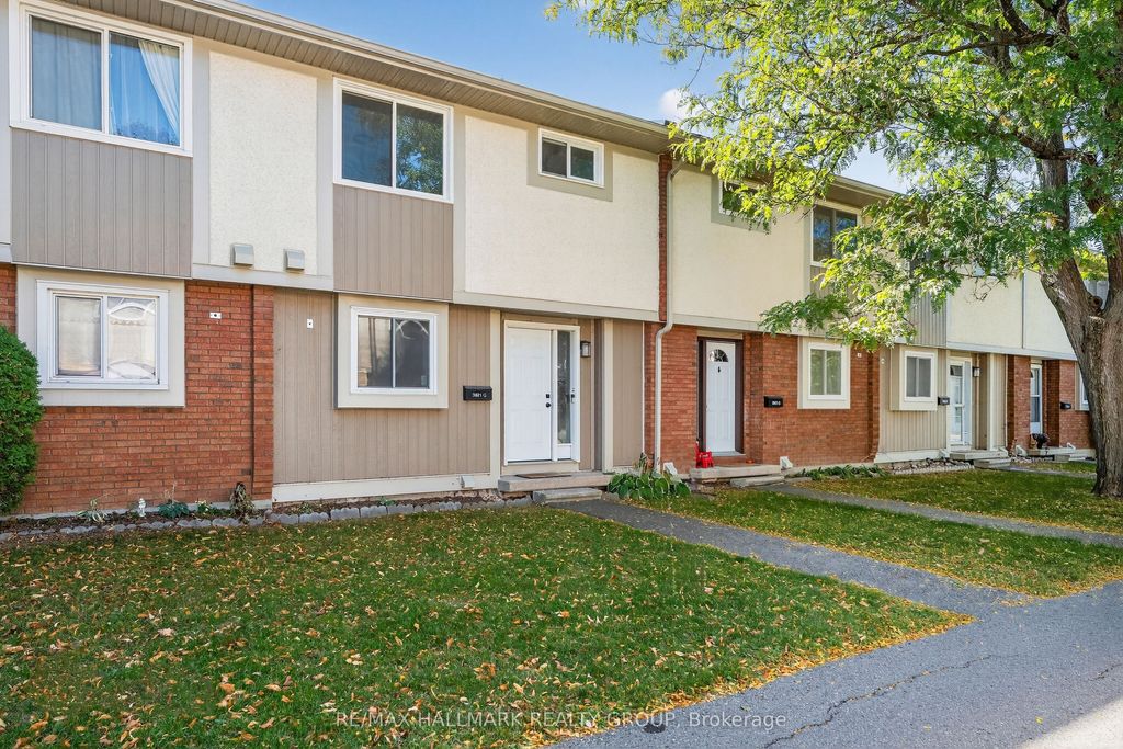Photo of 3921C Old Richmond Road, Bells Corners and South to Fallowfield, ON K2H 8T9 (MLS # X12594858)