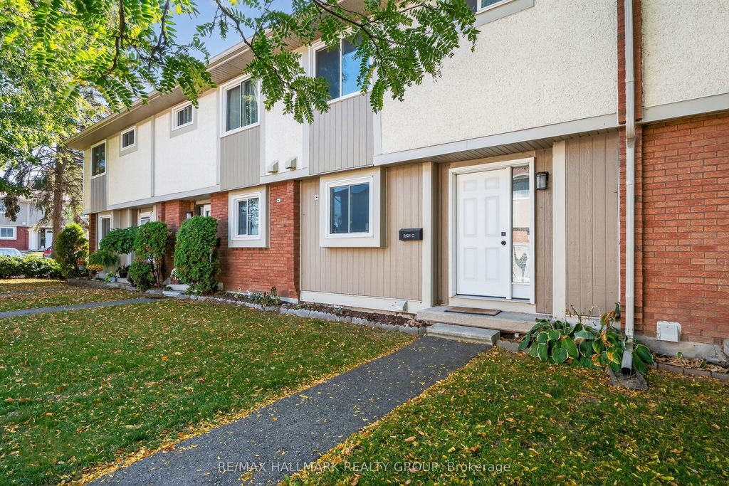 Photo of 3921C Old Richmond Road, Bells Corners and South to Fallowfield, ON K2H 8T9 (MLS # X12594858)