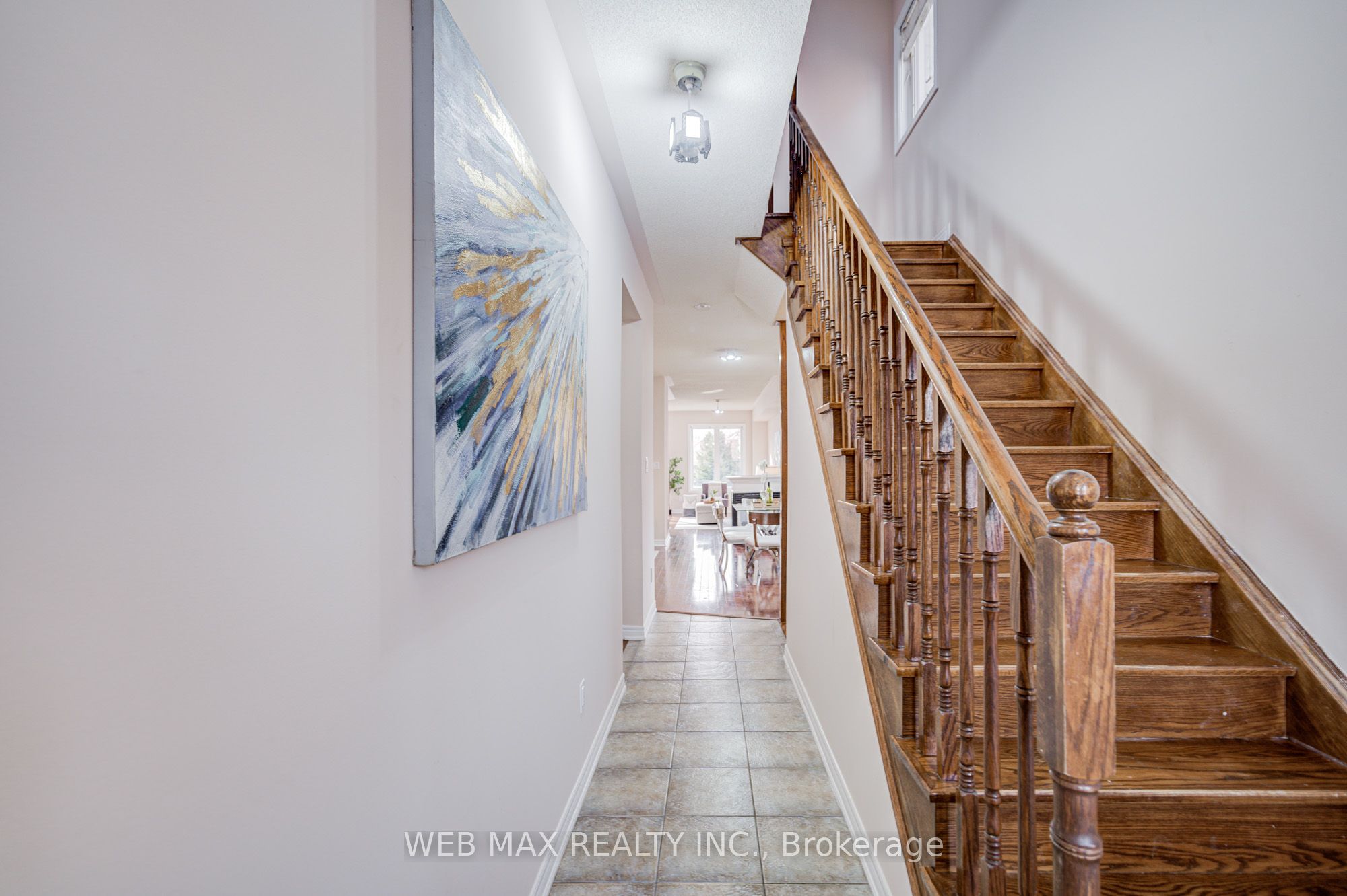4462 Centretown Way