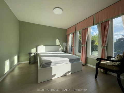 1163 Rosethorne Road Upper Oakville ON L6M 1H5