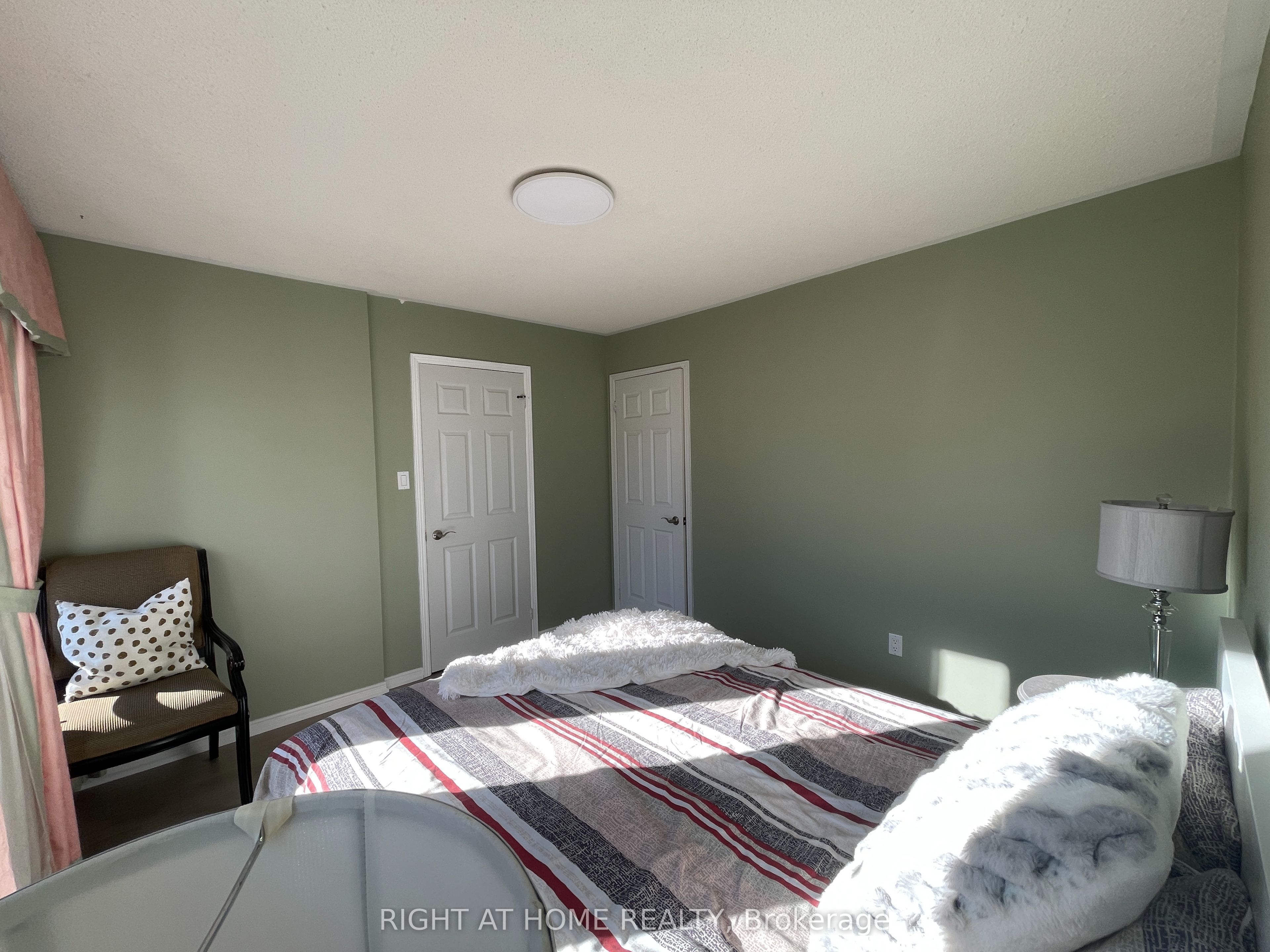 1163 Rosethorne Road Upper