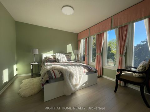 1163 Rosethorne Road Upper Oakville ON L6M 1H5