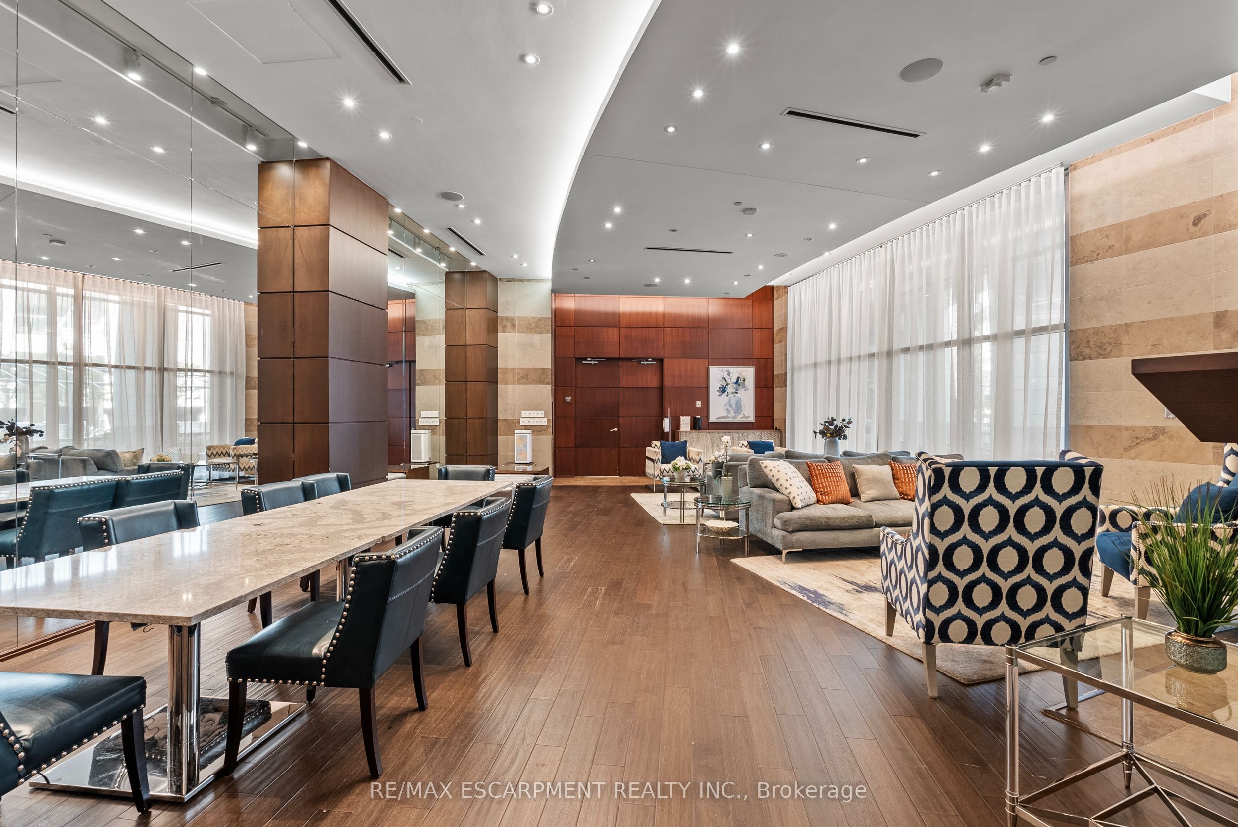 2181 Yonge Street 603