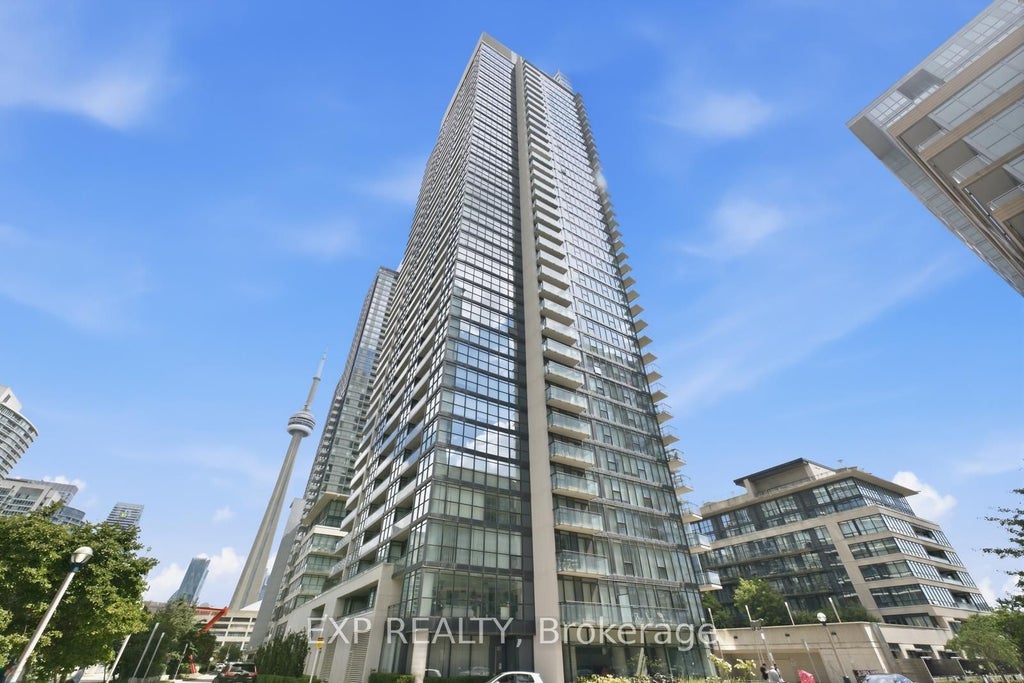 Photo of 25 Capreol Court #810, Toronto, ON M5V 3Z7 (MLS # C13717602)