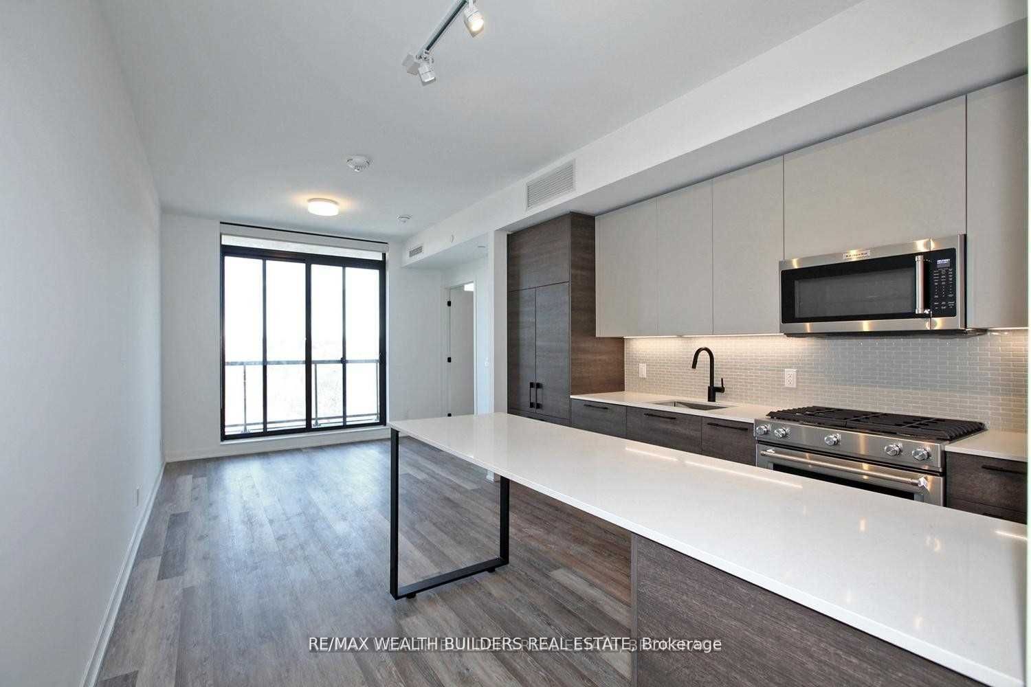 2118 Bloor Street W 511