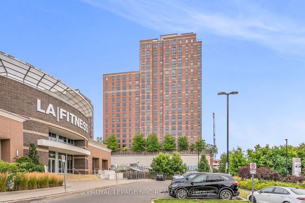 Photo of 60 Heintzman Street #933, Toronto, ON M6P 5A1 (MLS # W12319973)