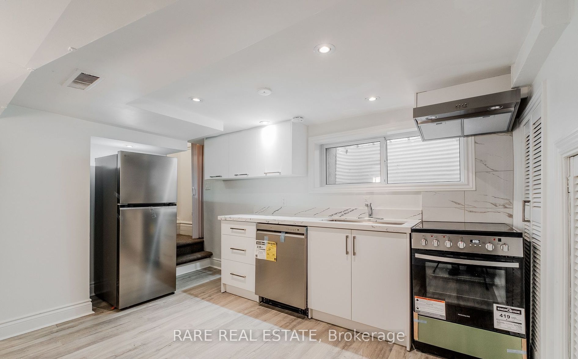538 Roxton Road Lower