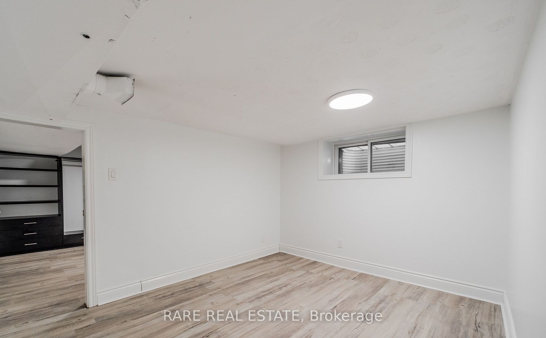 538 Roxton Road Lower