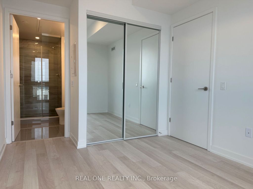 Photo of 39 Roehampton Avenue #4002, Toronto, ON M4P 0G1 (MLS # C12830442)