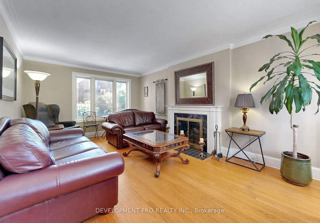 Photo of 534 Deloraine Avenue, Toronto, ON M5M 2C3 (MLS # C13564304)