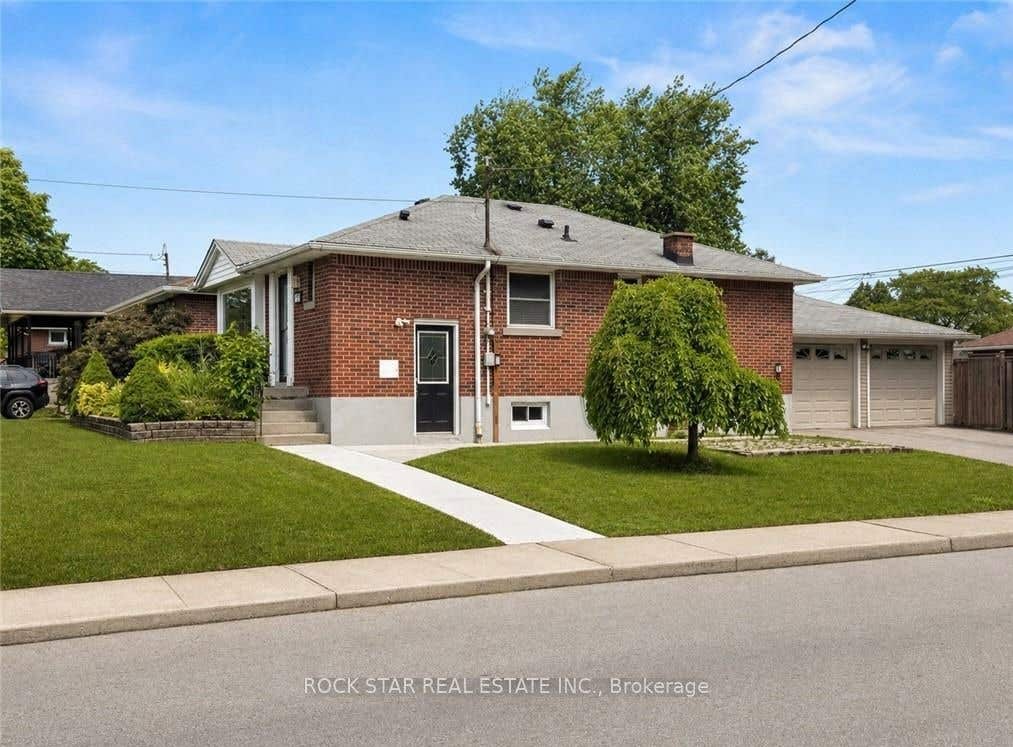 Photo of 144 Winchester Boulevard, Hamilton, ON L8T 2N2 (MLS # X13642258)