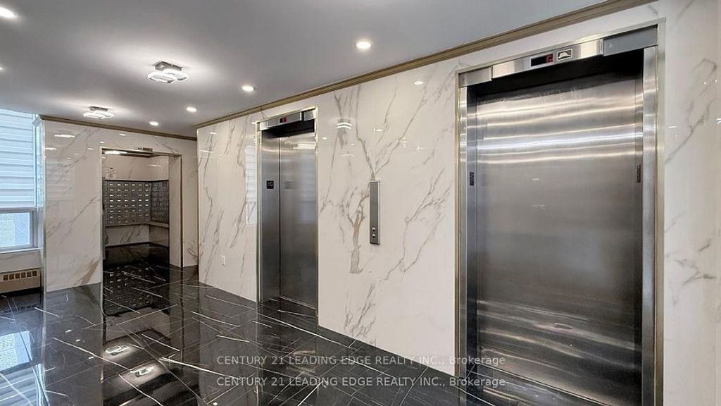 Photo of 10 Sunny Glenway #1202, Toronto, ON M3C 2Z3 (MLS # C12823682)