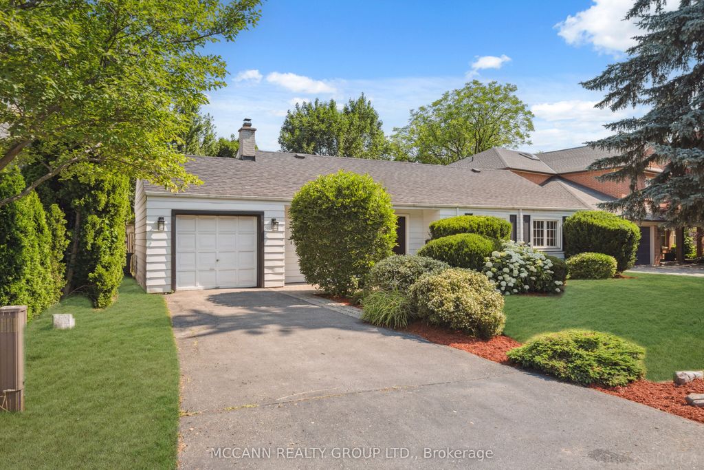 Photo of 102 Yorkminster Road, Toronto, ON M2P 1M6 (MLS # C12435887)