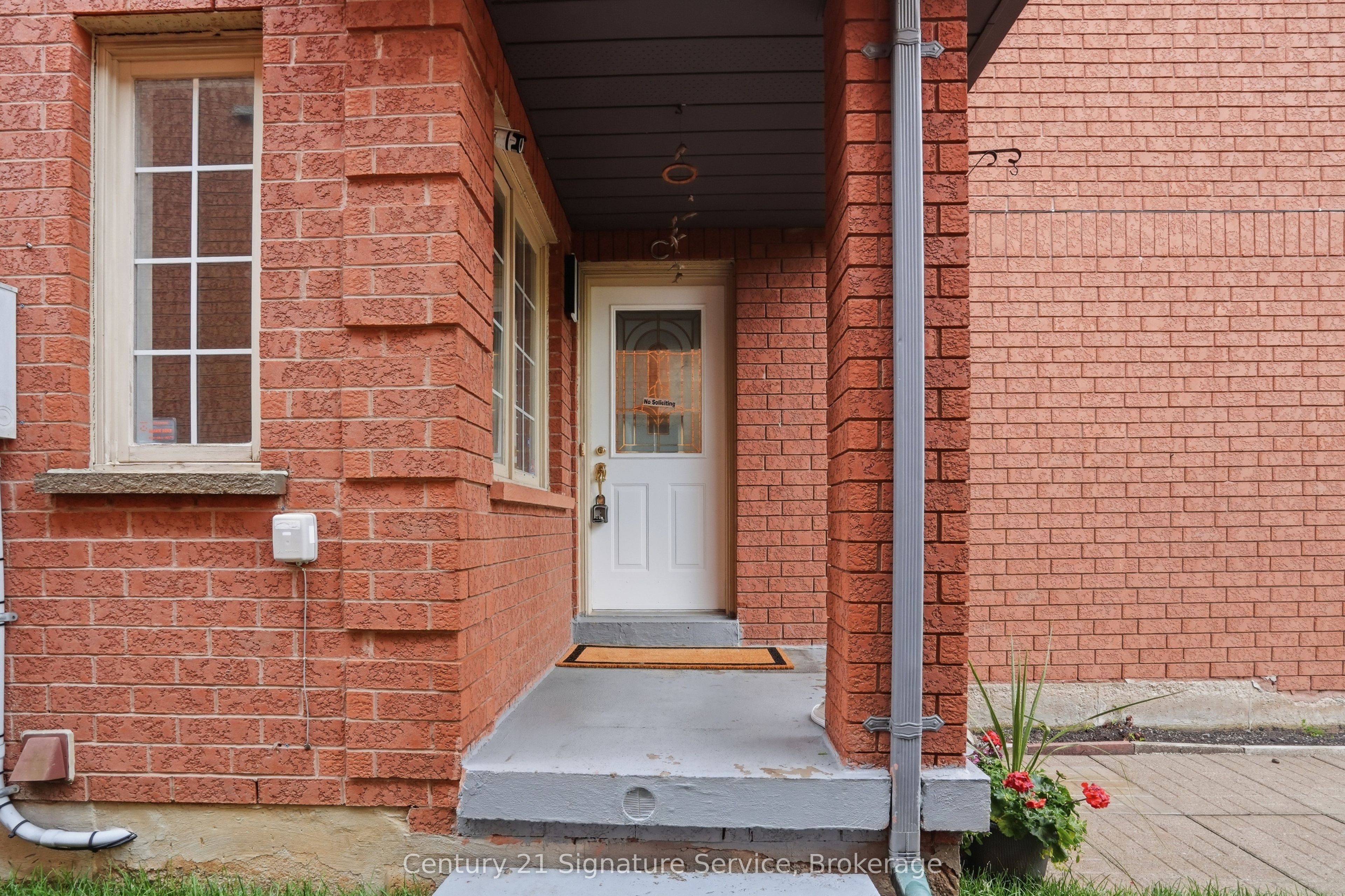 3811 Densbury Drive